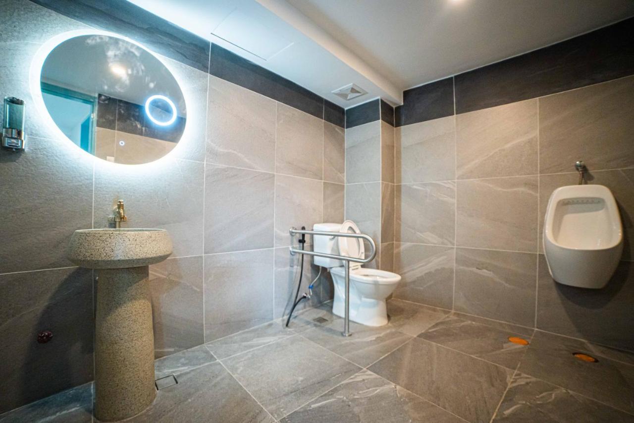 Seeya Hotel Tubigon Екстер'єр фото