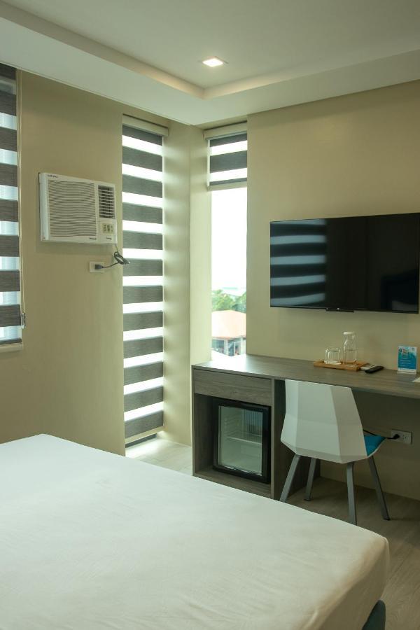 Seeya Hotel Tubigon Екстер'єр фото