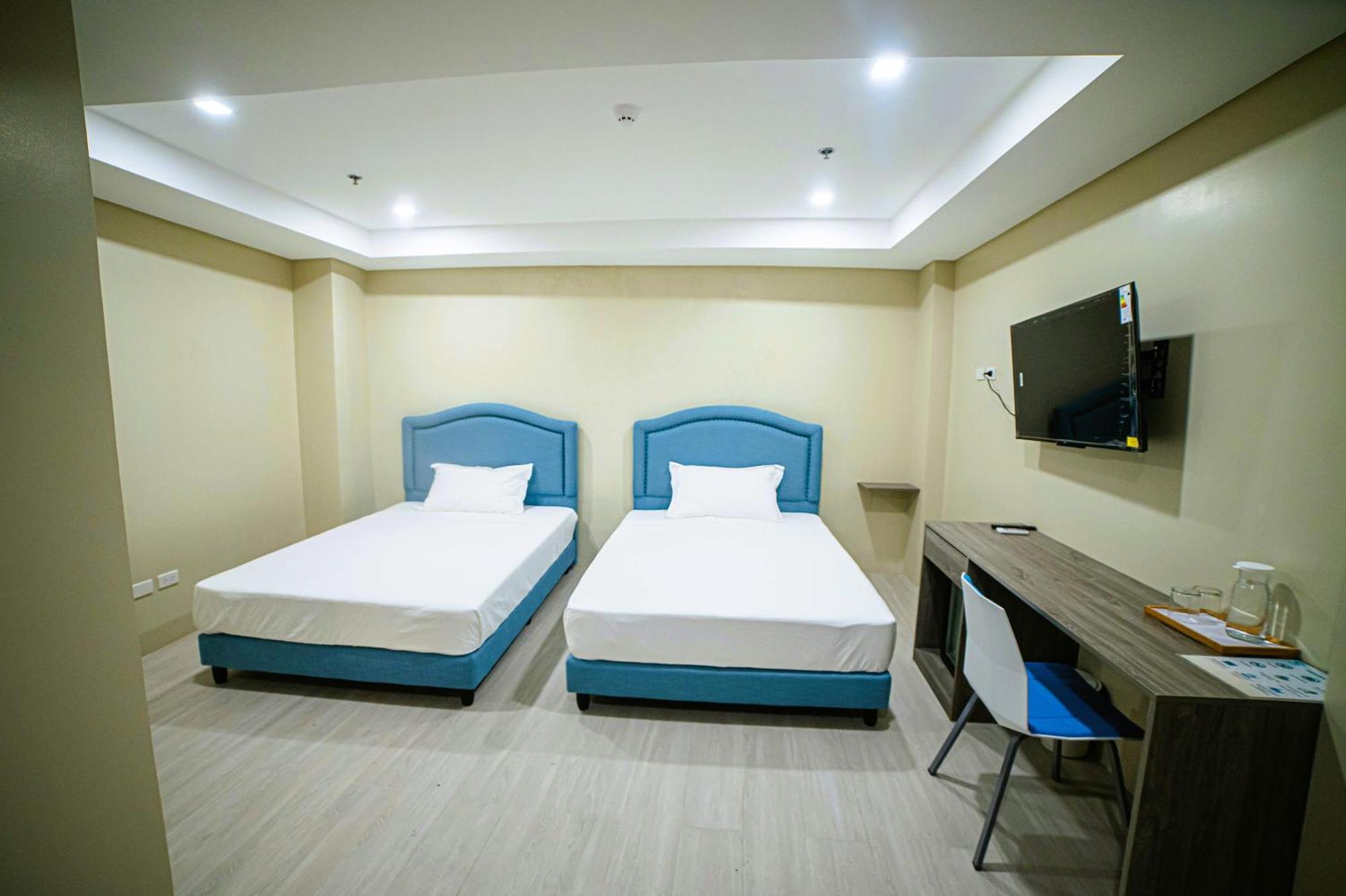 Seeya Hotel Tubigon Екстер'єр фото