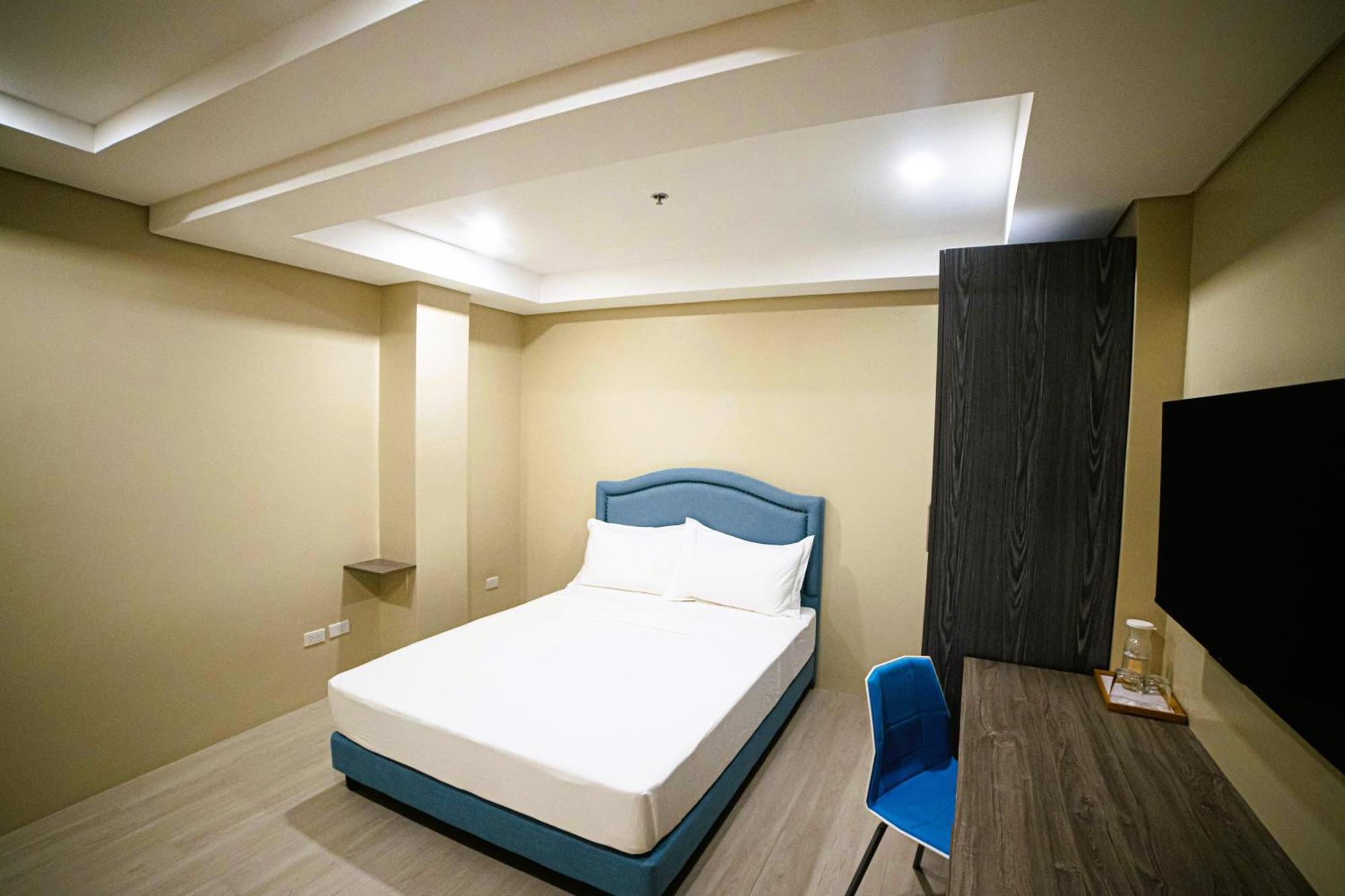 Seeya Hotel Tubigon Екстер'єр фото
