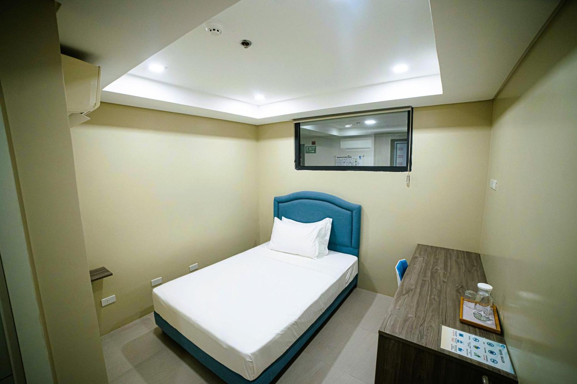 Seeya Hotel Tubigon Екстер'єр фото